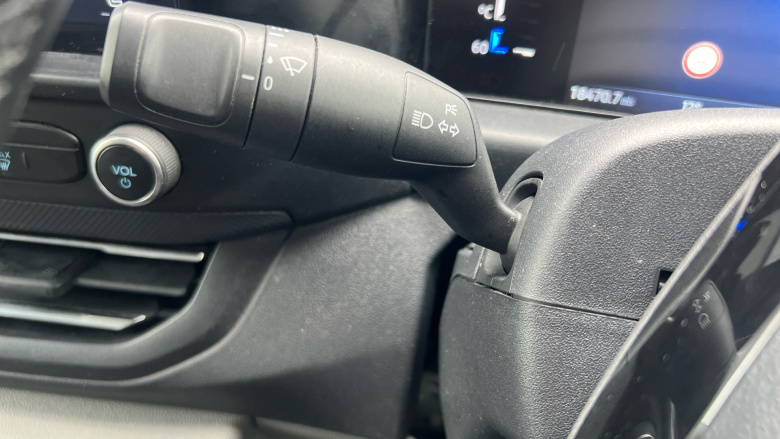 Ford Transit Custom 300 L1 Diesel Fwd 2.0 EcoBlue 136ps H1 Van Limited